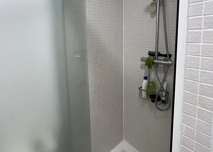 Lägenhet Le Lavandou: T2/t3 Climatise, 20m Plage, 4 Pers, Wifi, Parking - Fr-1-803-8 *